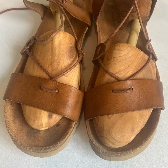 Yokono Brown Leather Women's Sandals Made in Spain Size 7.5 Rubber Sole - Picture 3 of 13